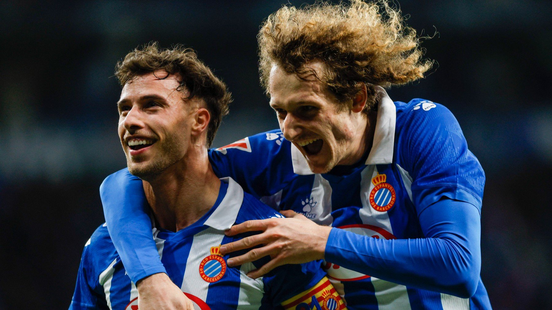 Puado celebra su gol al Valladolid. (EFE)