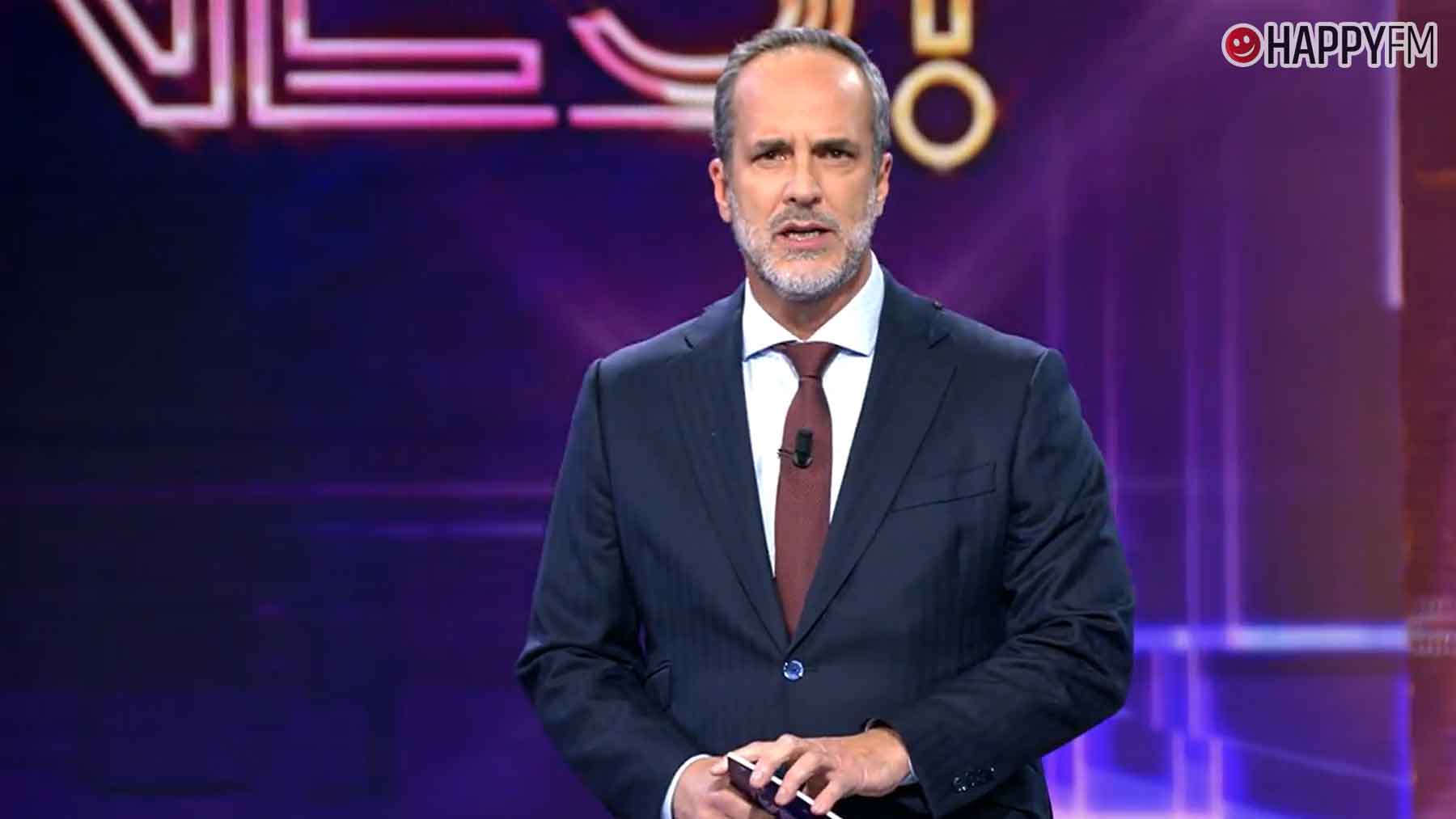 Santi Acosta, presentador de De viernes (Mediaset).