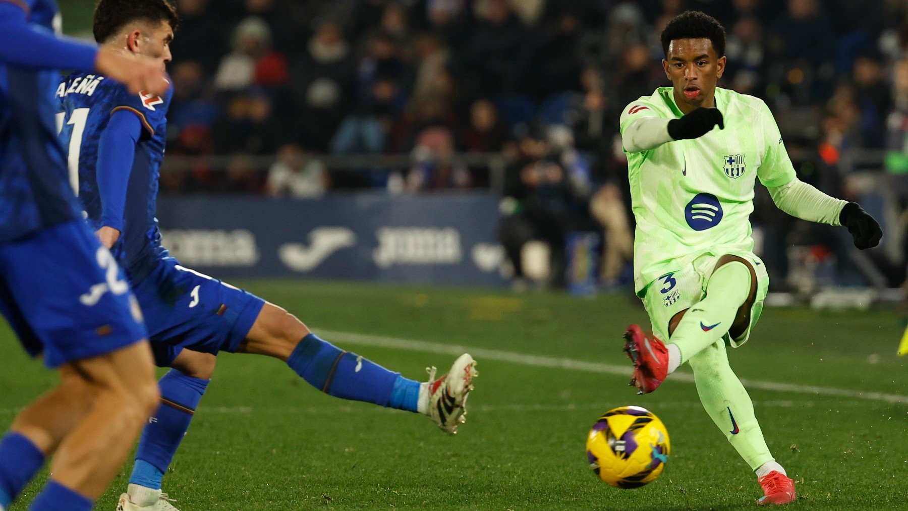 Alejandro Balde, en el Getafe-Barcelona. (EFE)