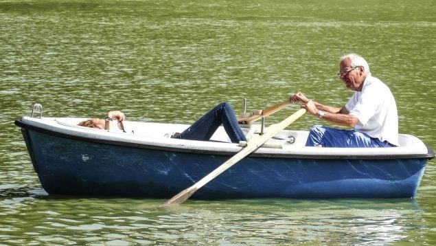 Dónde emigrar si eres jubilado, por qué emigrar en la tercera edad, emigrar a Ecuador si eres español, cómo mudarte a Ecuador, ancianos y mudarse a otro país.