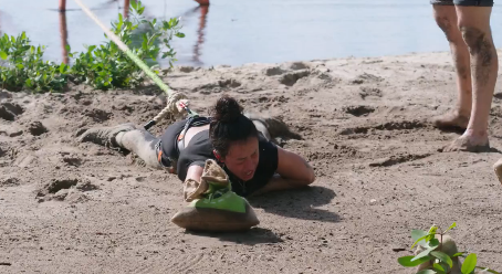 Aroa, concursante de El conquis 2025, durante una de las pruebas del concurso (ETB).