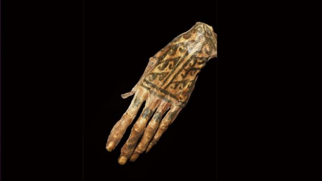 Momia, arqueología, tatuajes