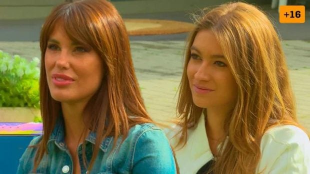 Gala Caldirola y Carlota Boza en '24 horas para enamorarte'. (Mtmad)