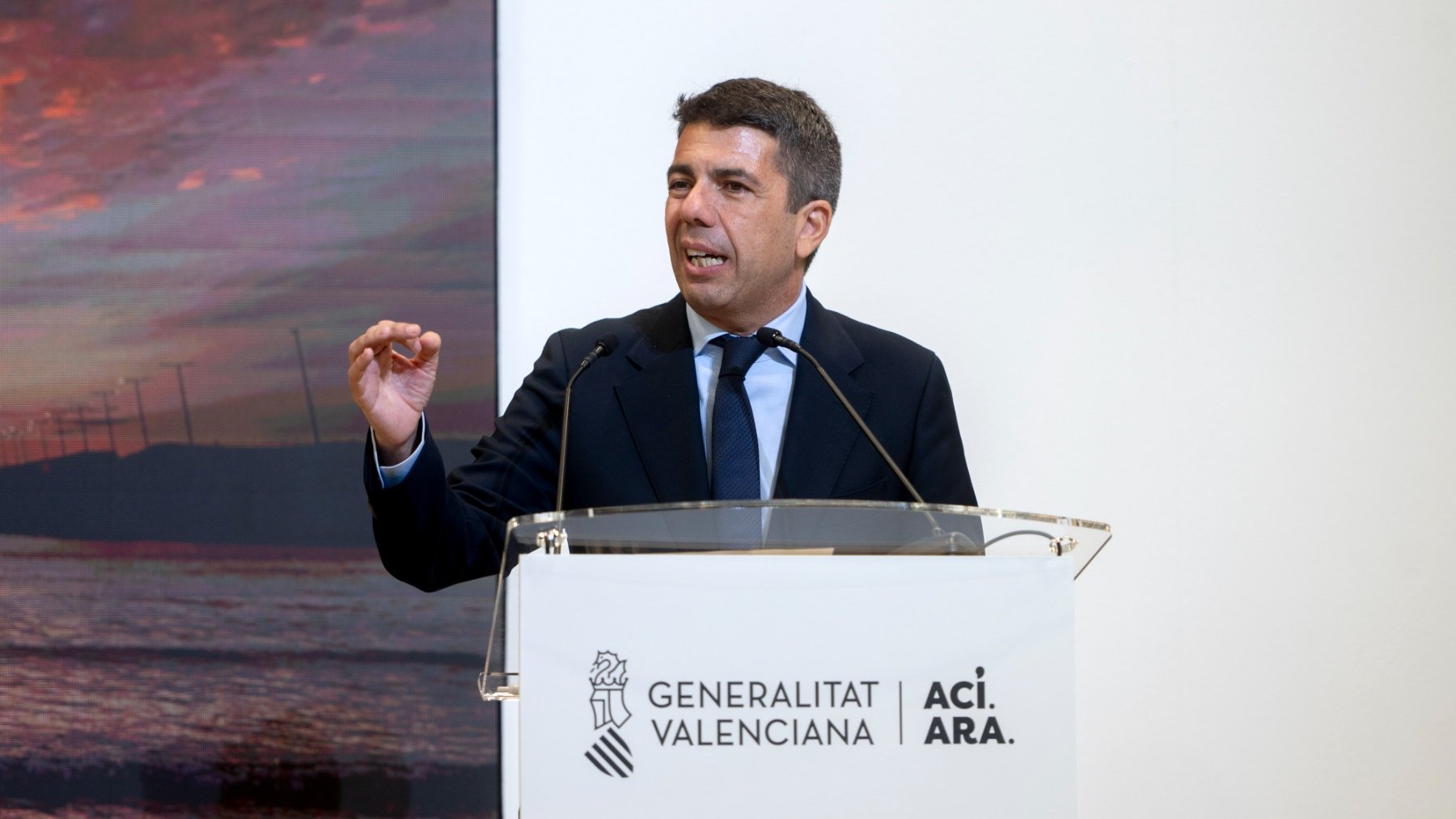 Mazón sobre el regreso del Sabadell a Cataluña: «Es un gesto en una situación de debilidad por la OPA»