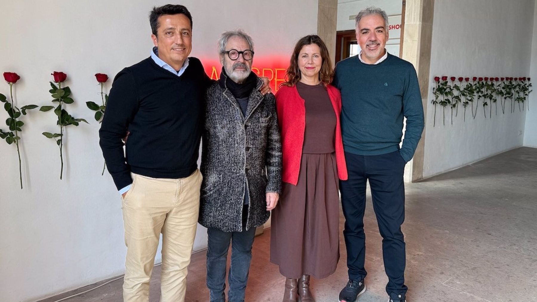 El decano del Coaib, Bernat Nadal, el artista Pep Llambías, la artista Montserrat Torras y el presidente de Coaib en Mallorca, Joan Cerdà.