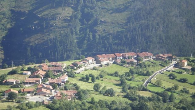 Los Tojos, Cantabria, pueblo