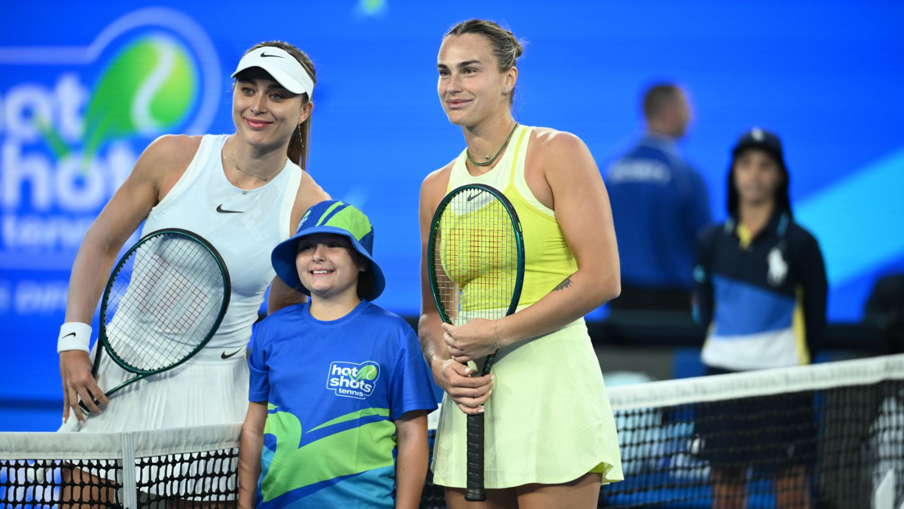 Badosa y Sabalenka posan antes de la semifinal del Open de Australia. (EFE)