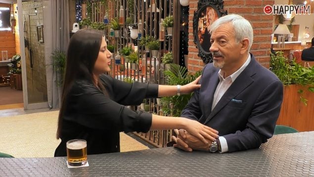 Sandra y Carlos Sobera en First Dates. (Mediaset)