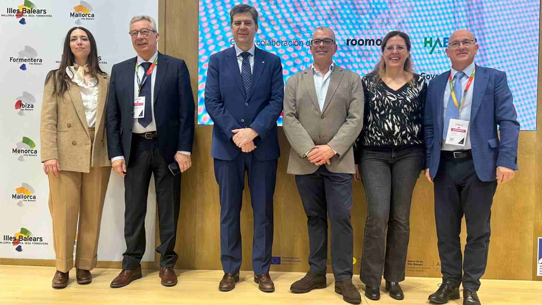 El conseller Jaume Bauzà, en la presentación del plan de Habtur para fomentar la convivencia.