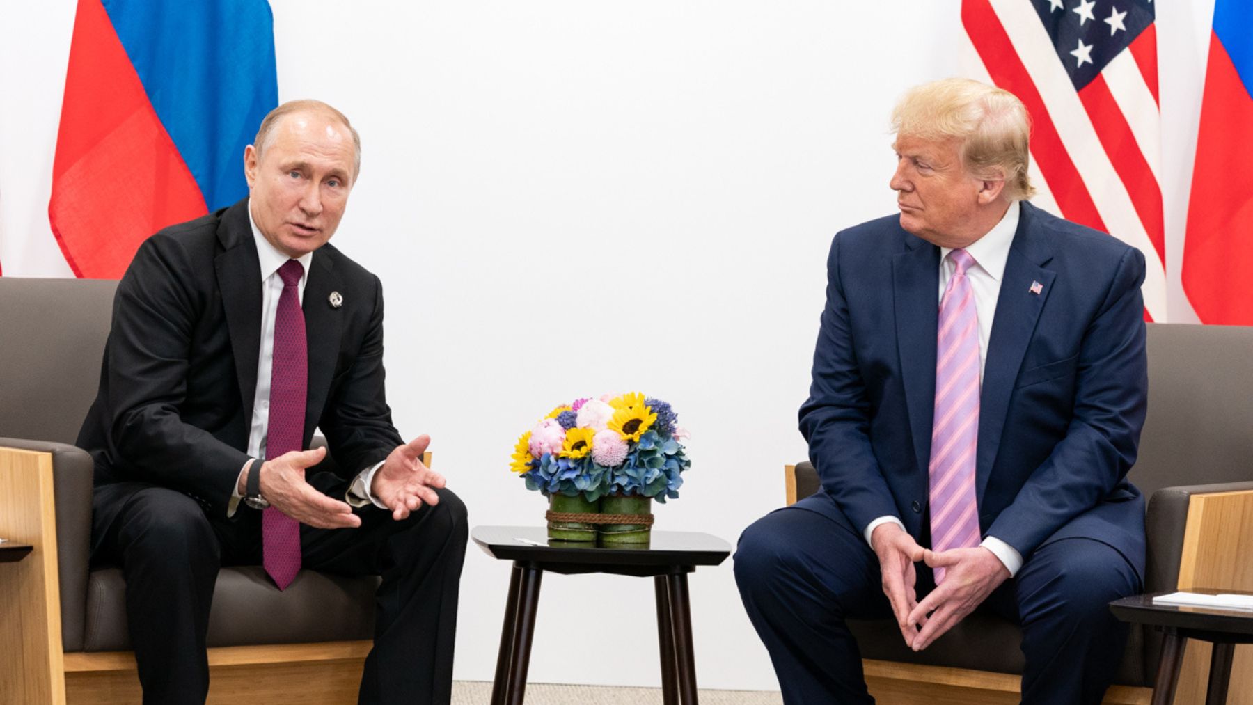 Putin y Trump en un encuentro de ambos en 2019. (Ep)