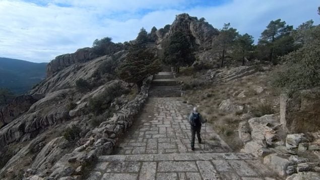 Ruta senderista, Madrid, Cuelgamuros, curiosidades