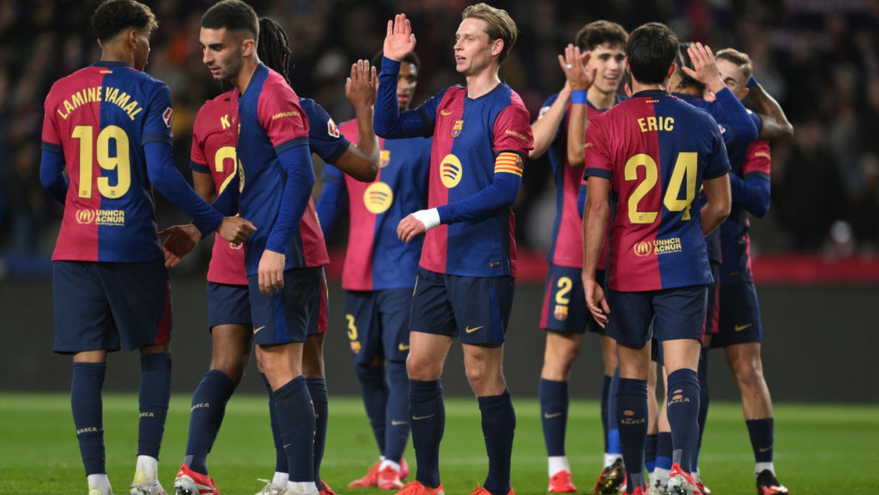 Los jugadores del Barça celebran uno de los goles anotados ante el Valencia. (Getty)