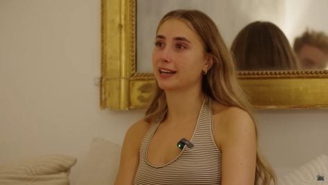 Lily Phillips (OnlyFans) asegura que Airbnb la vetó tras acostarse con