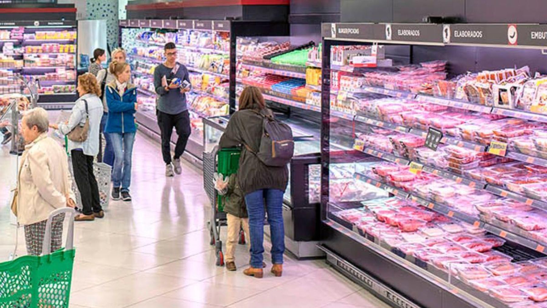 Sección de carne en Mercadona.