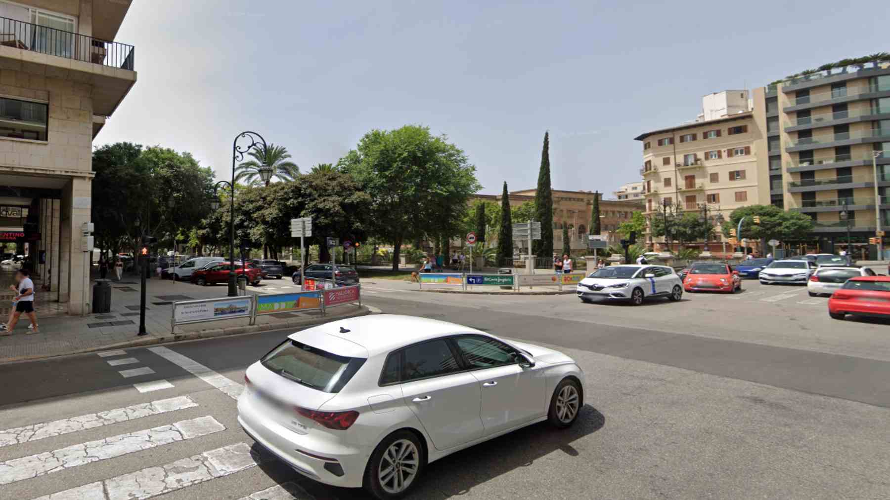 Confluencia entre el Paseo Mallorca de Palma y la avenida Jaime III.