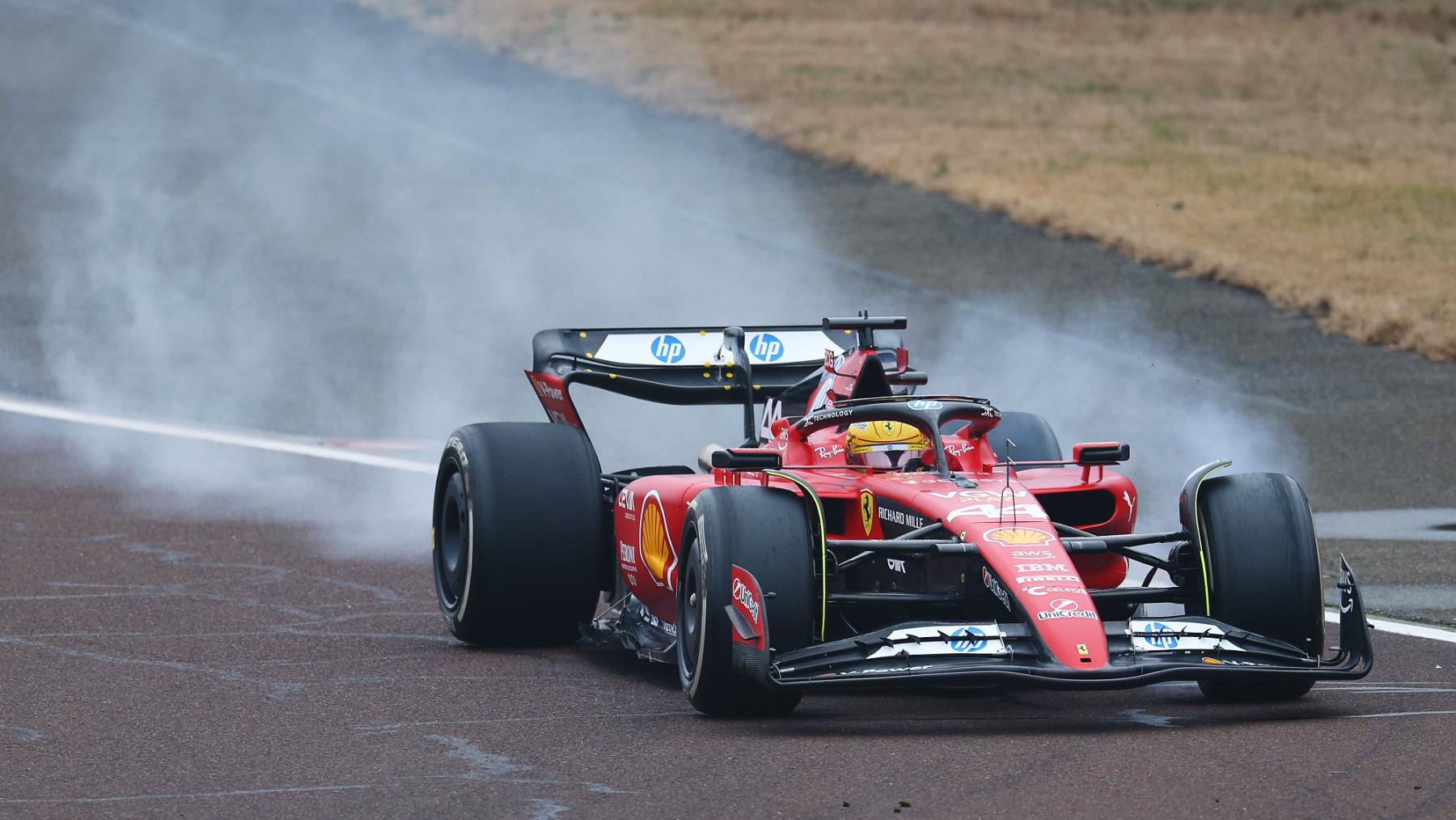 Hamilton, durante los test de pretemporada con Ferrari. (Getty)