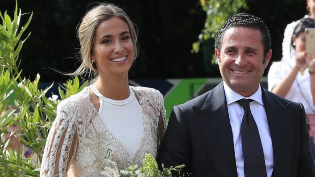 María Pombo con su padre, Vituco, en su boda