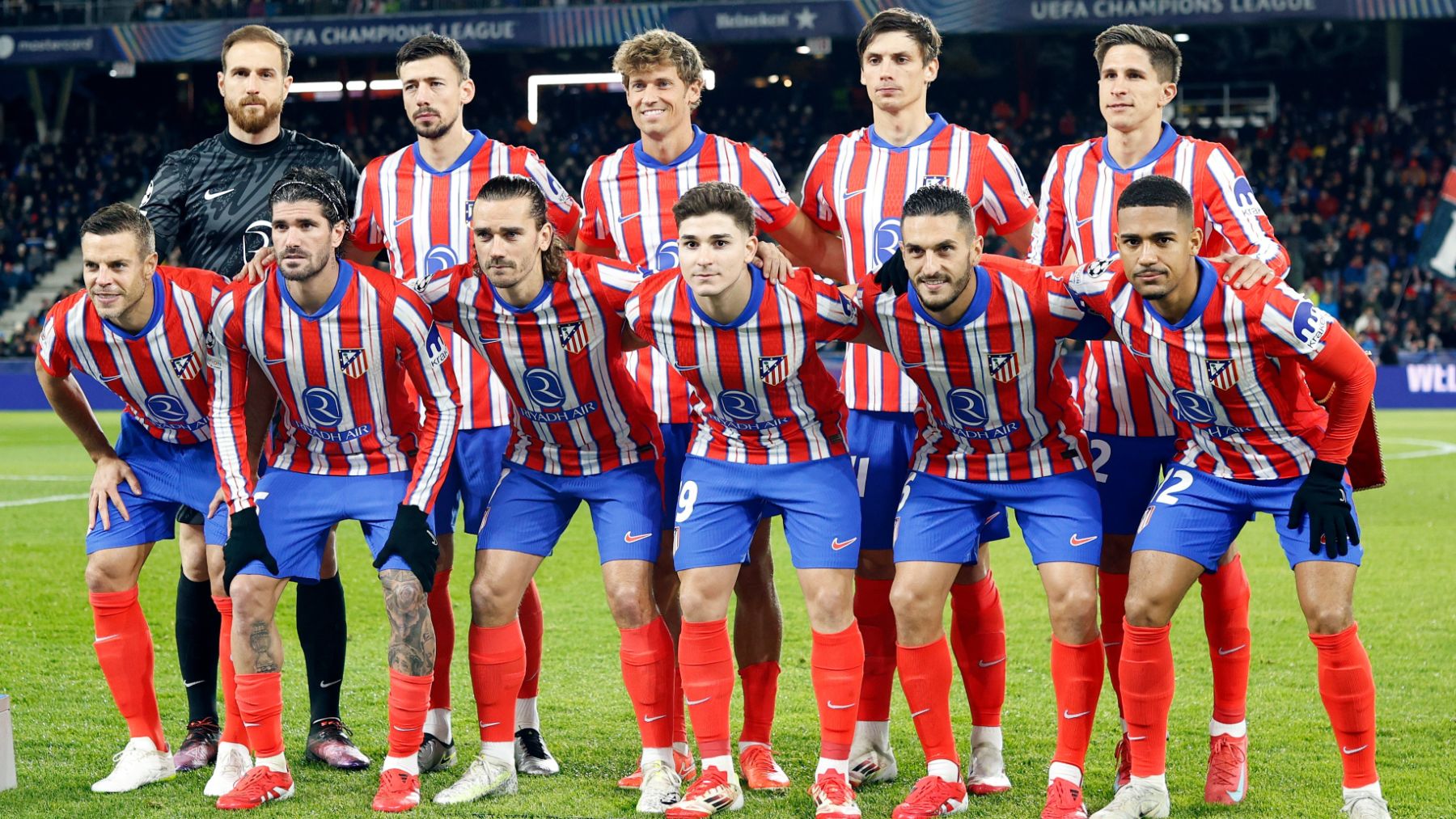 Alineación del Atlético ayer en Salzburgo.