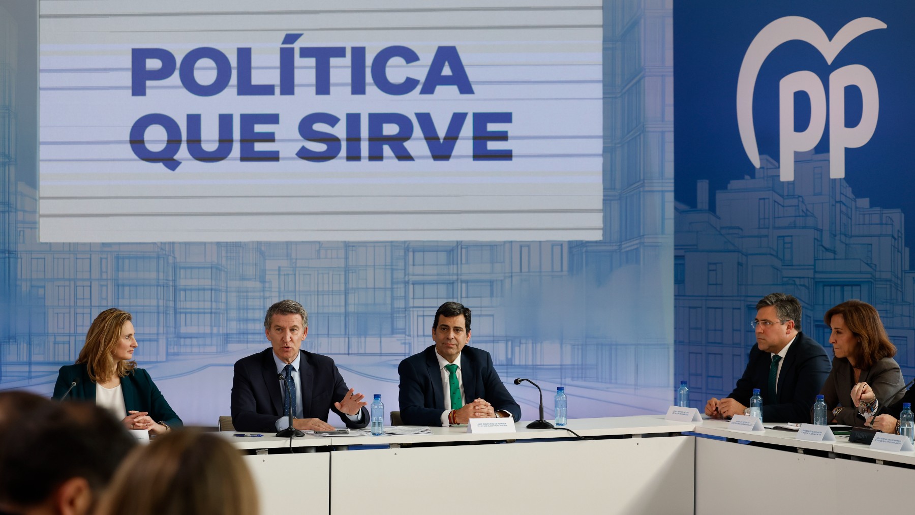 Feijóo en la presentación de su Plan de Vivienda. (Foto: EFE)