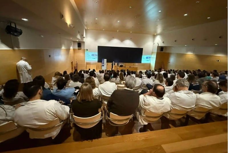 Asamblea organizada por el SIMEBAL en el Hospital Son Llàtzer.