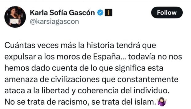 Karla Sofía Gascón en un mensaje en redes sociales.