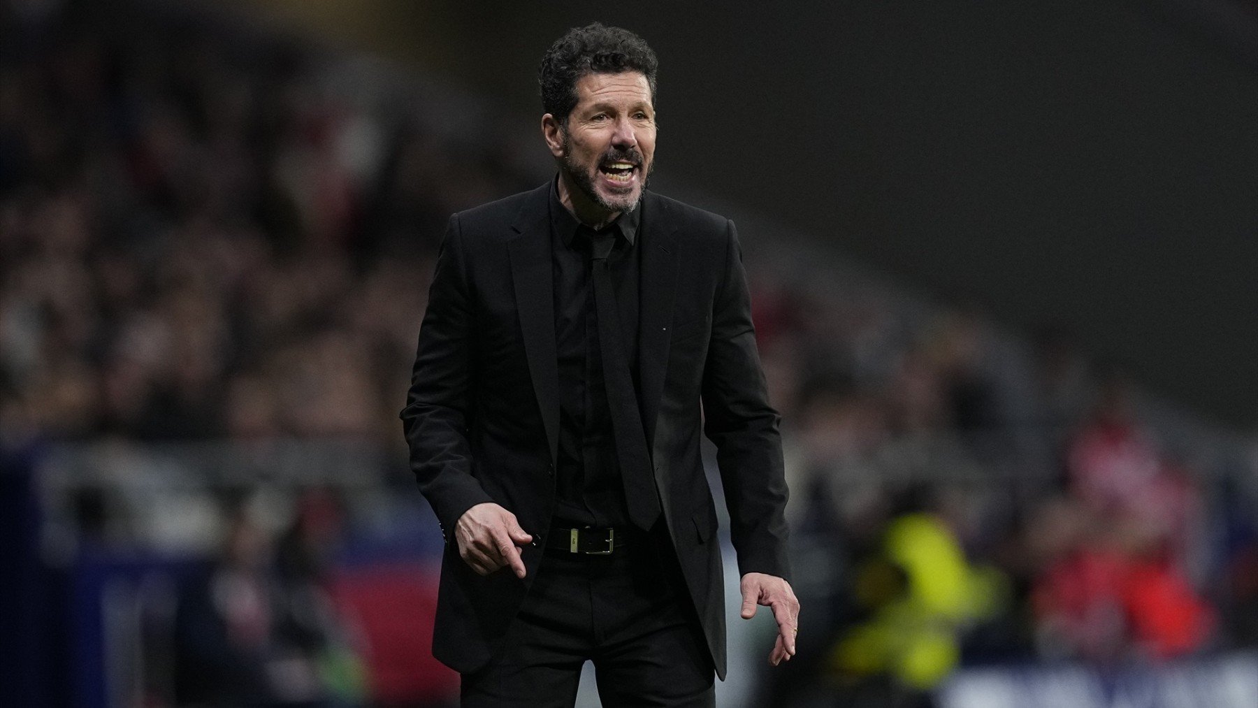 Simeone: «Sin mi familia no hubiera sido posible alcanzar los 500 partidos con el Atlético»