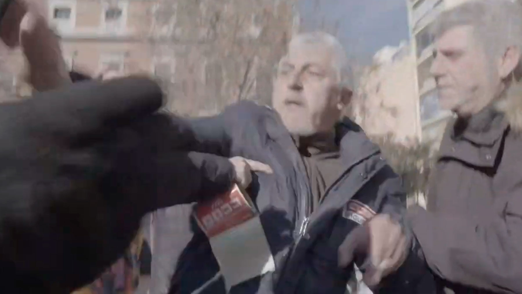 Un sindicalista amenaza a Cake Minuesa en la protesta de CCOO y UGT: «¡Te voy a dar una hostia!»