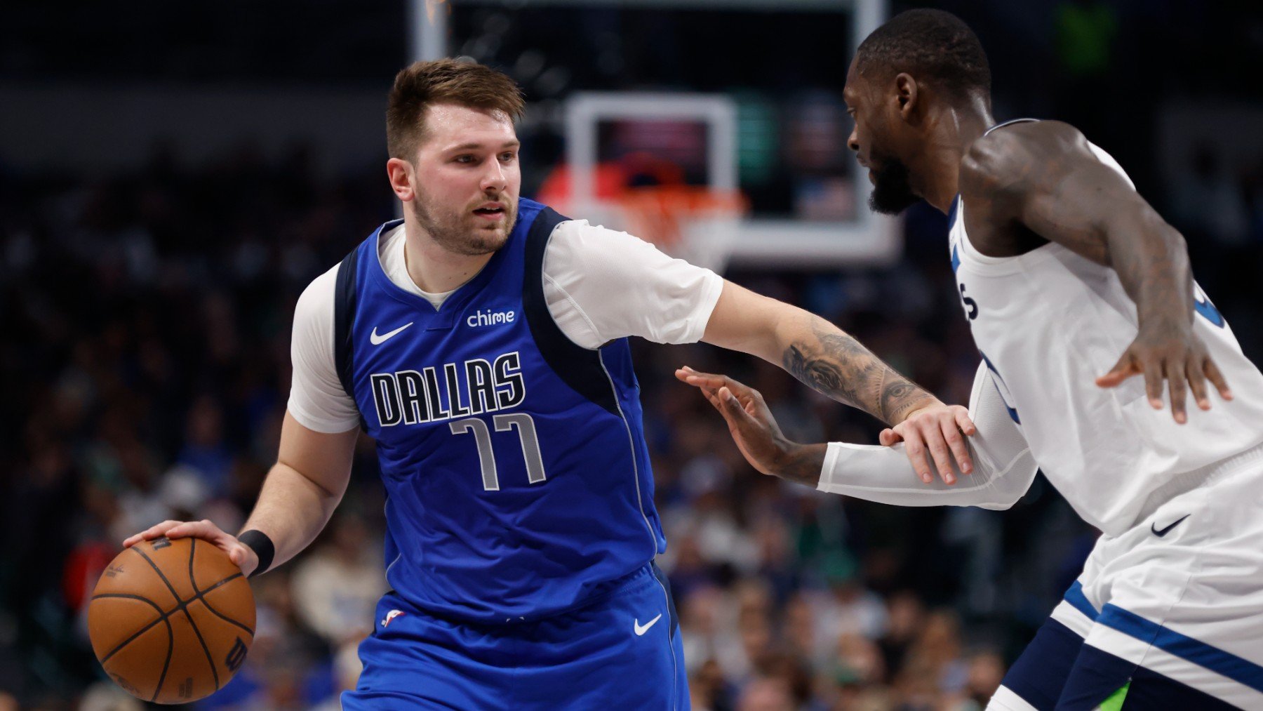 Doncic, durante un partido con Dallas. (Getty)