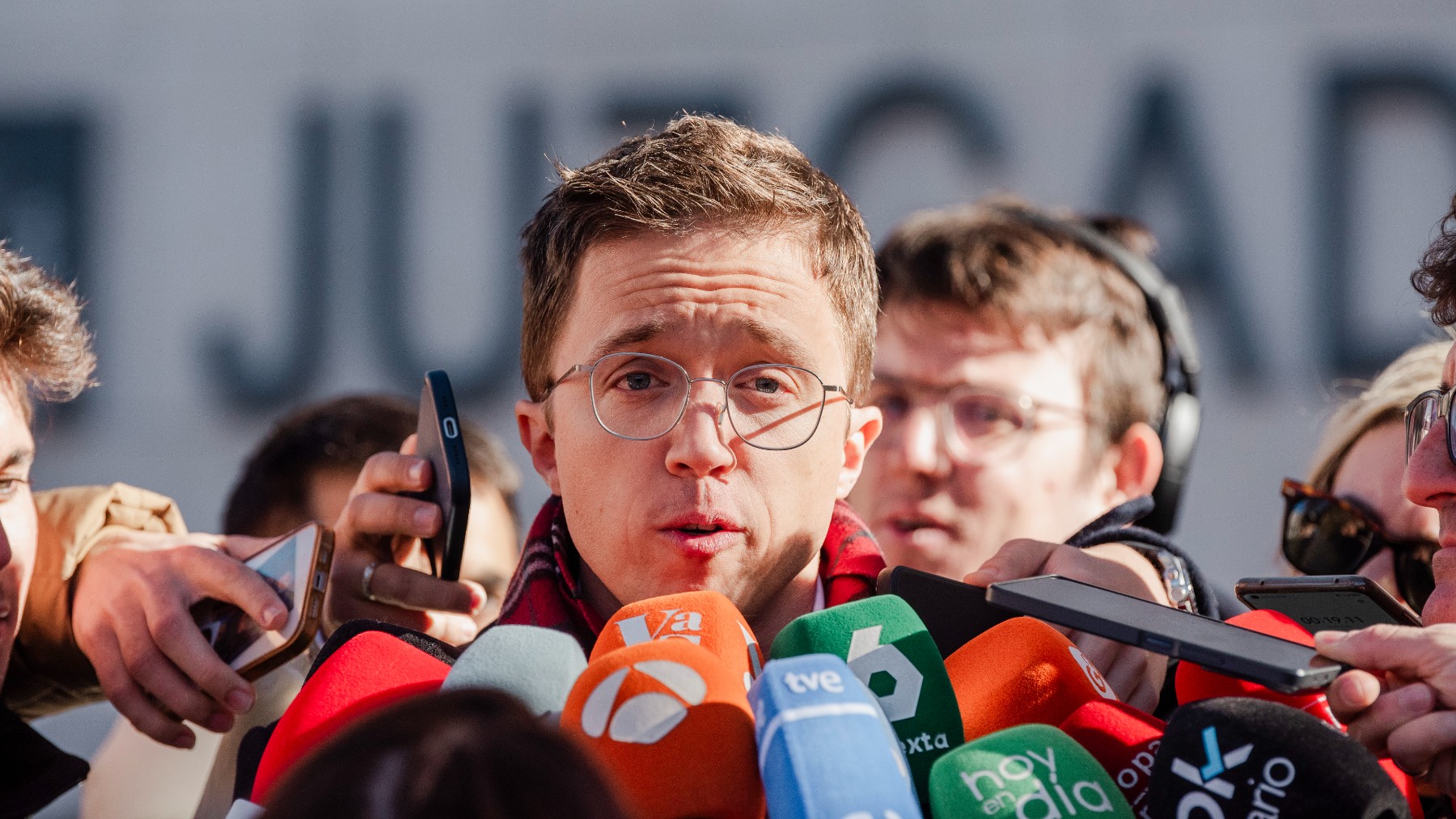 Errejón tras declarar en los juzgados de Plaza de Castilla. (Foto: Europa Press)