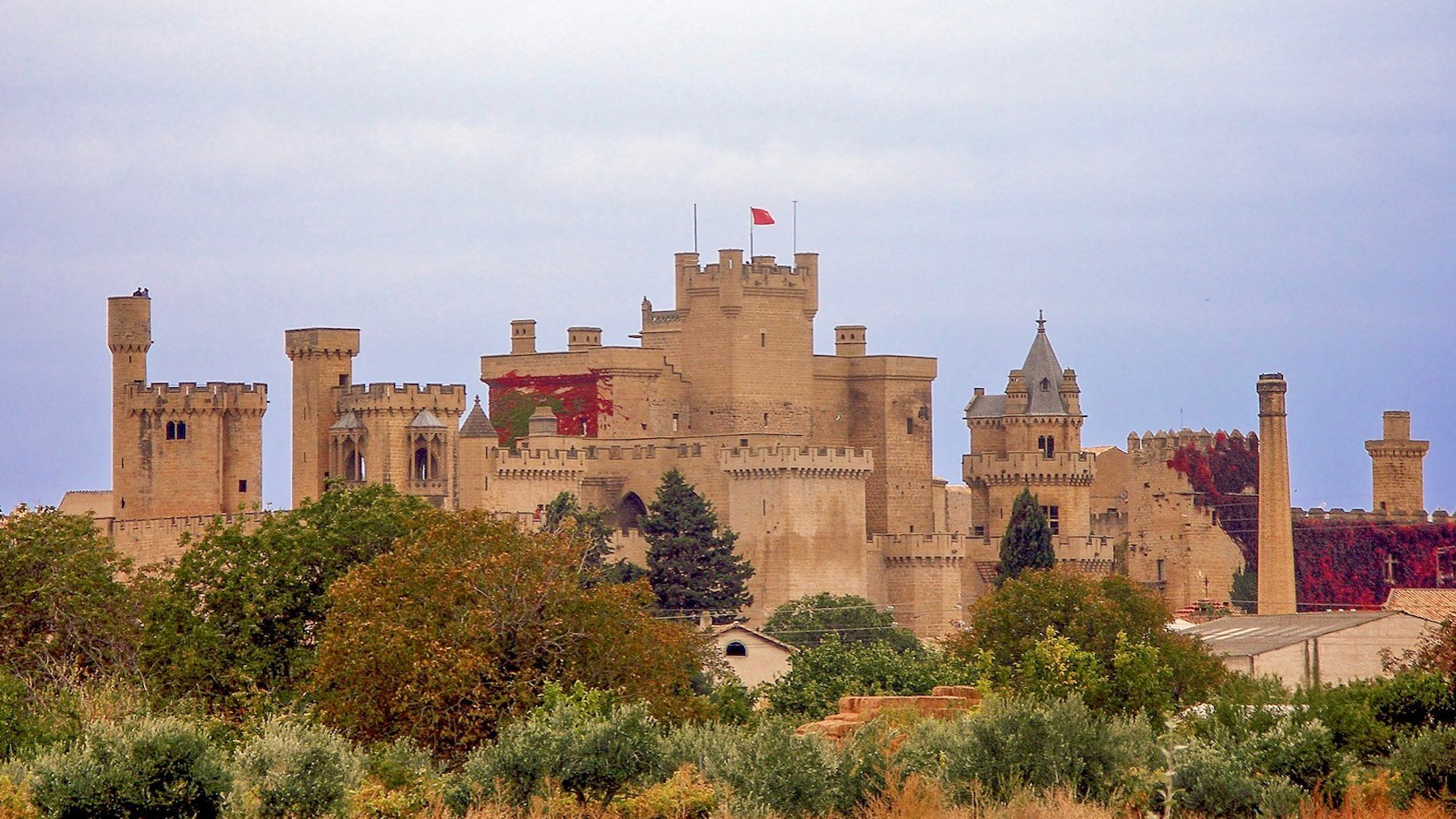 Esta joya gótica de Navarra fue en su época fue uno palacios medievales más lujosos de Europa