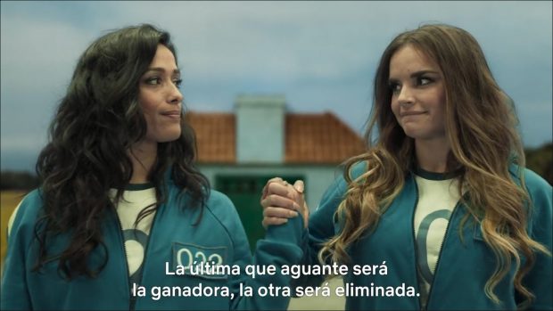 Chanel y Melody en la prueba final de la promo ambientada en El Juego del Calamar. (Netflix)