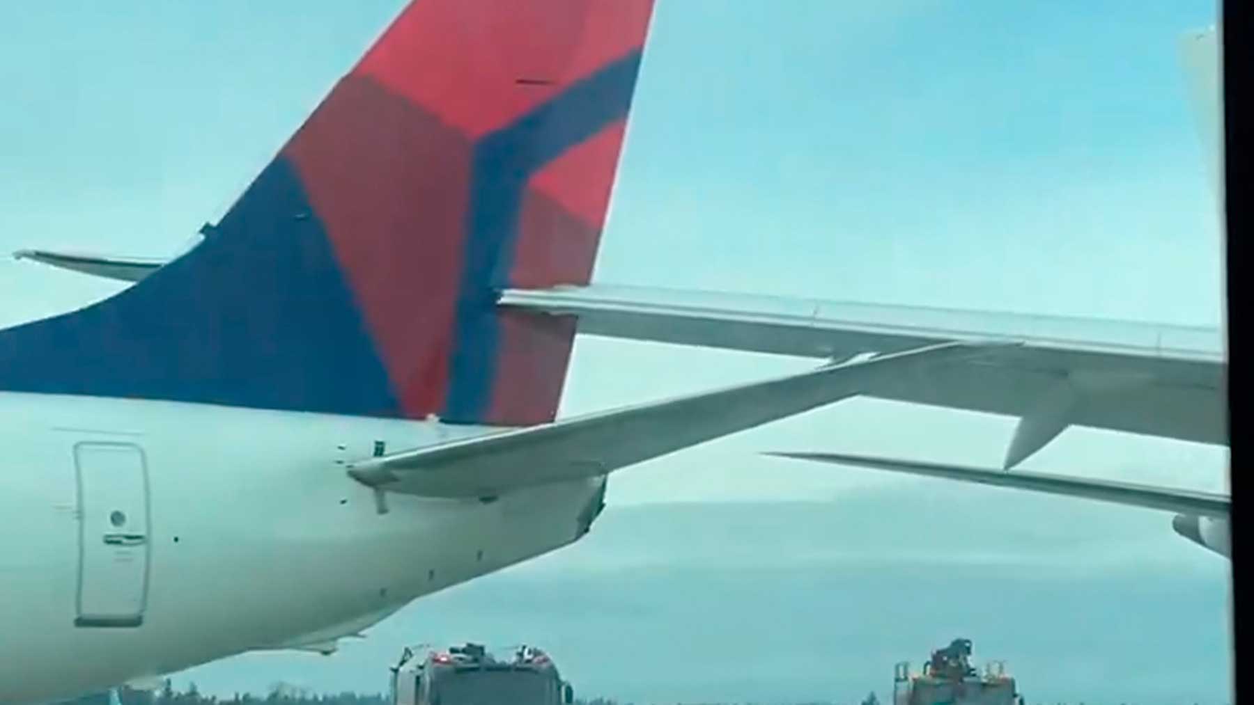 Increíble: un avión de Japan Airlines choca en pista contra otro de Delta en el aeropuerto de Seattle