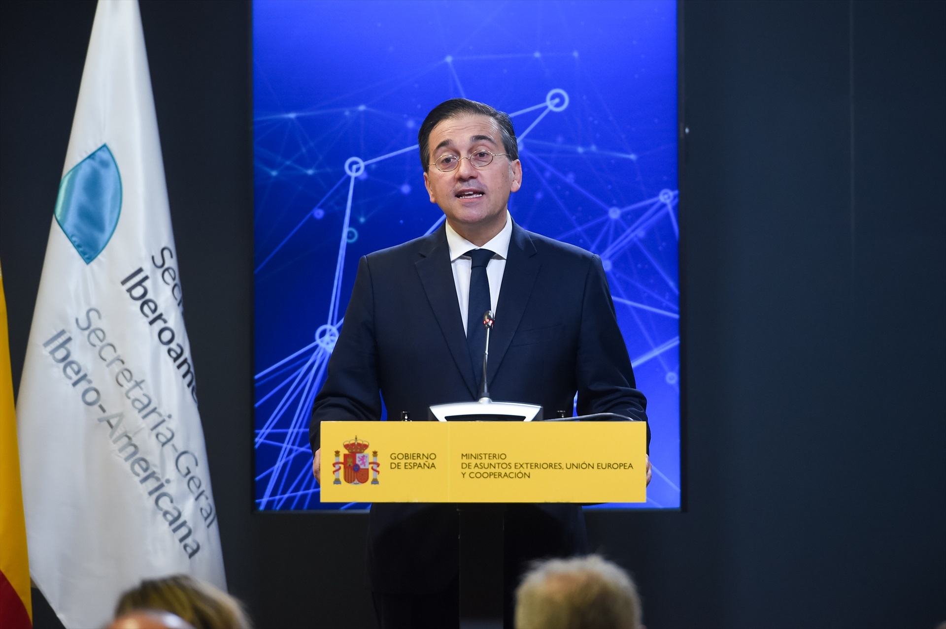 Albares tras su encuentro con Andrés Allamand. (FOTO: E.P.)