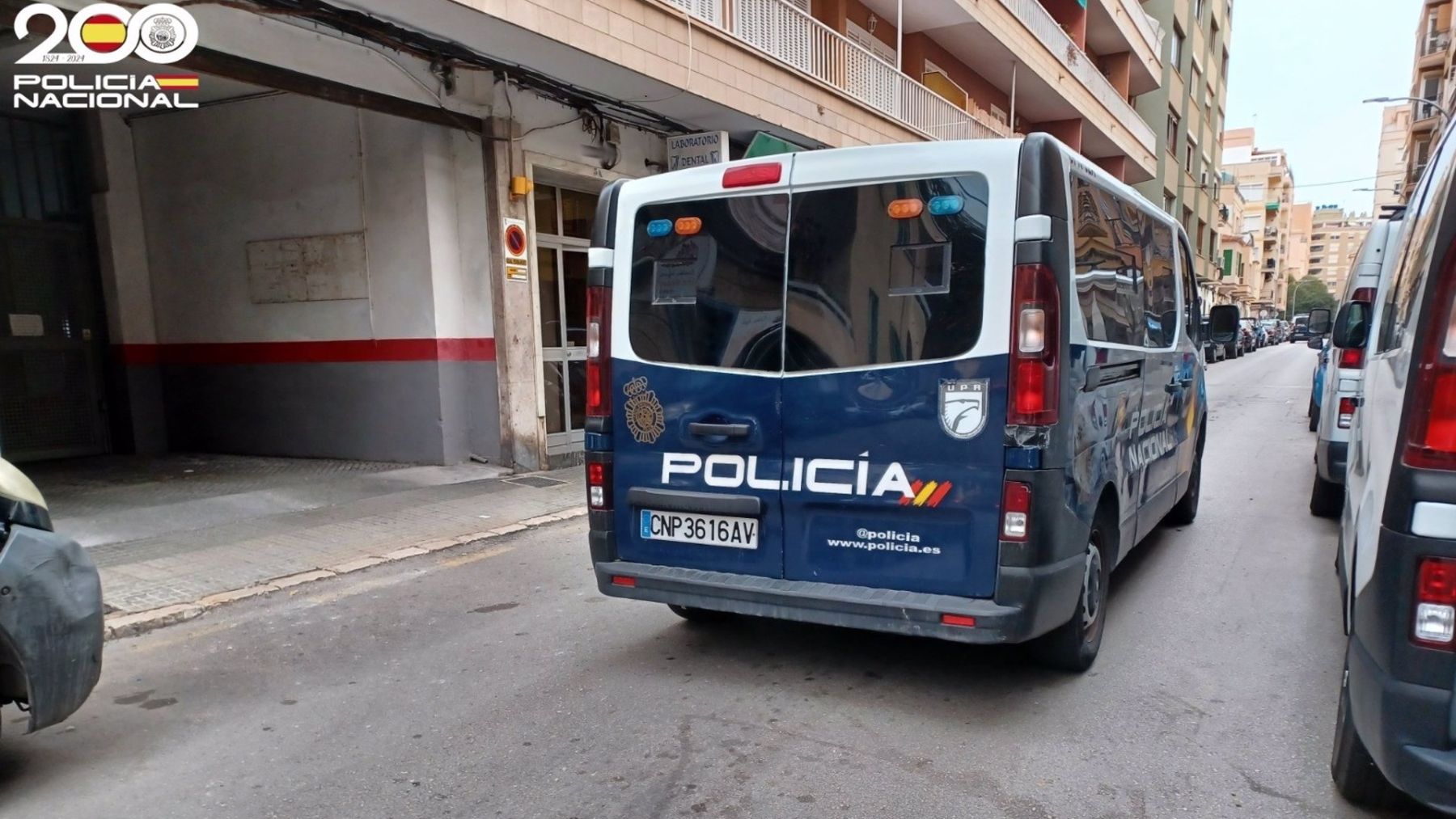 Furgón de la Policía Nacional.