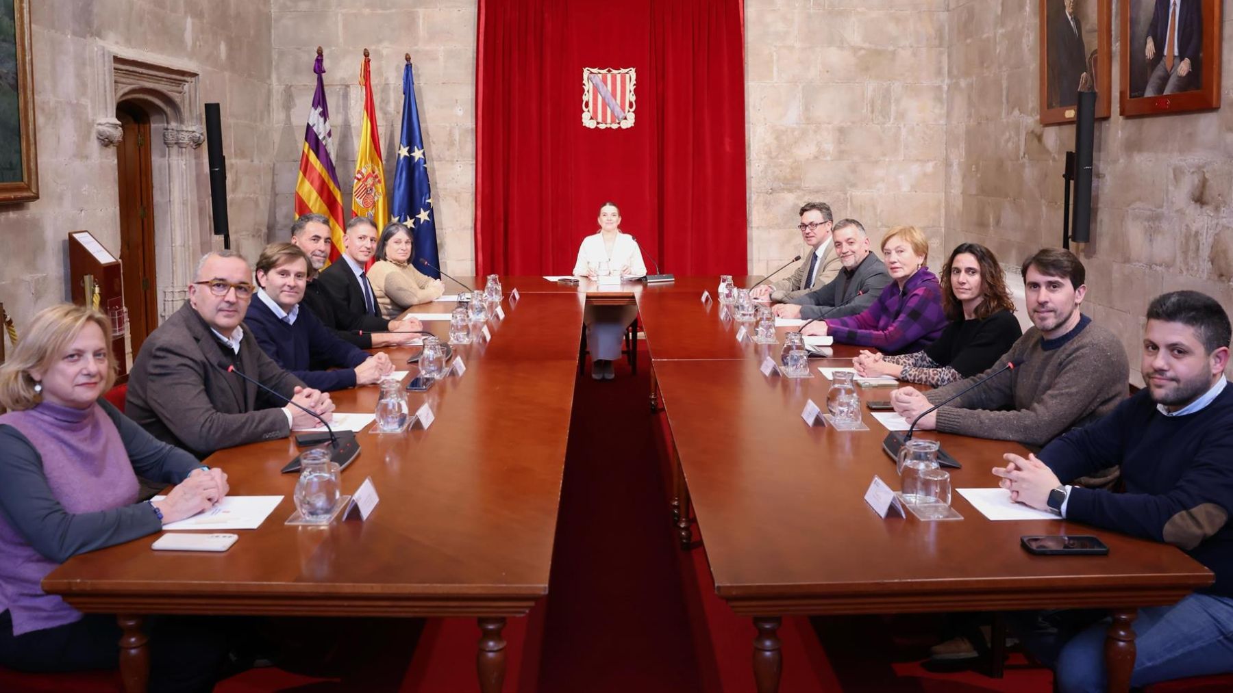 Reunión de los alcaldes del Pla de Mallorca con la presidenta Marga Prohens.