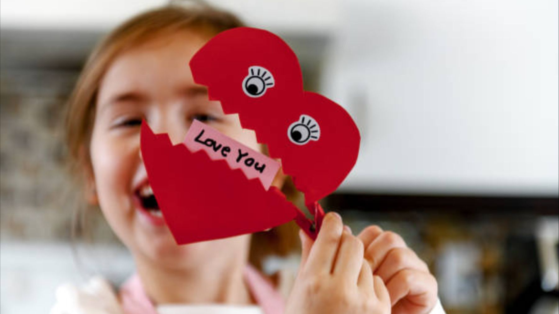 Tarjetas y postales de San Valentín para hacer manualidades con niños