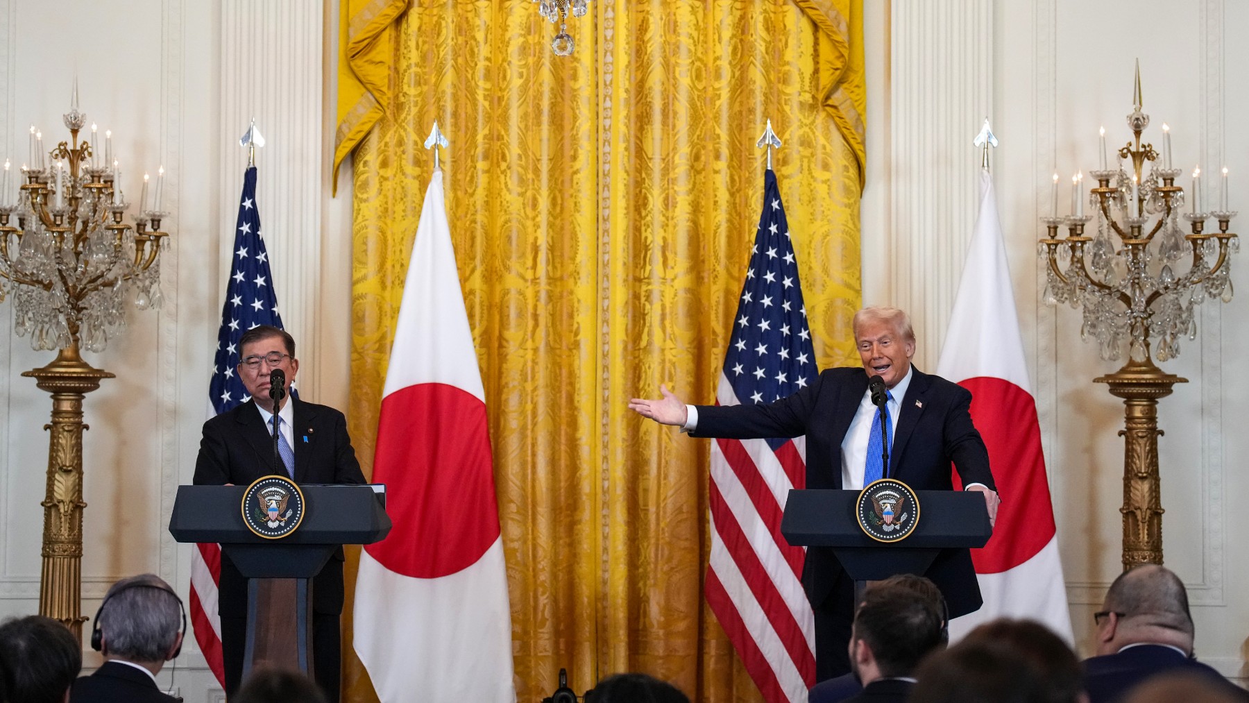 El primer ministro japonés, Shigeru Ishib, y Donald Trump en la rueda de prensa en la Casa Blanca. (Foto: Getty Image)