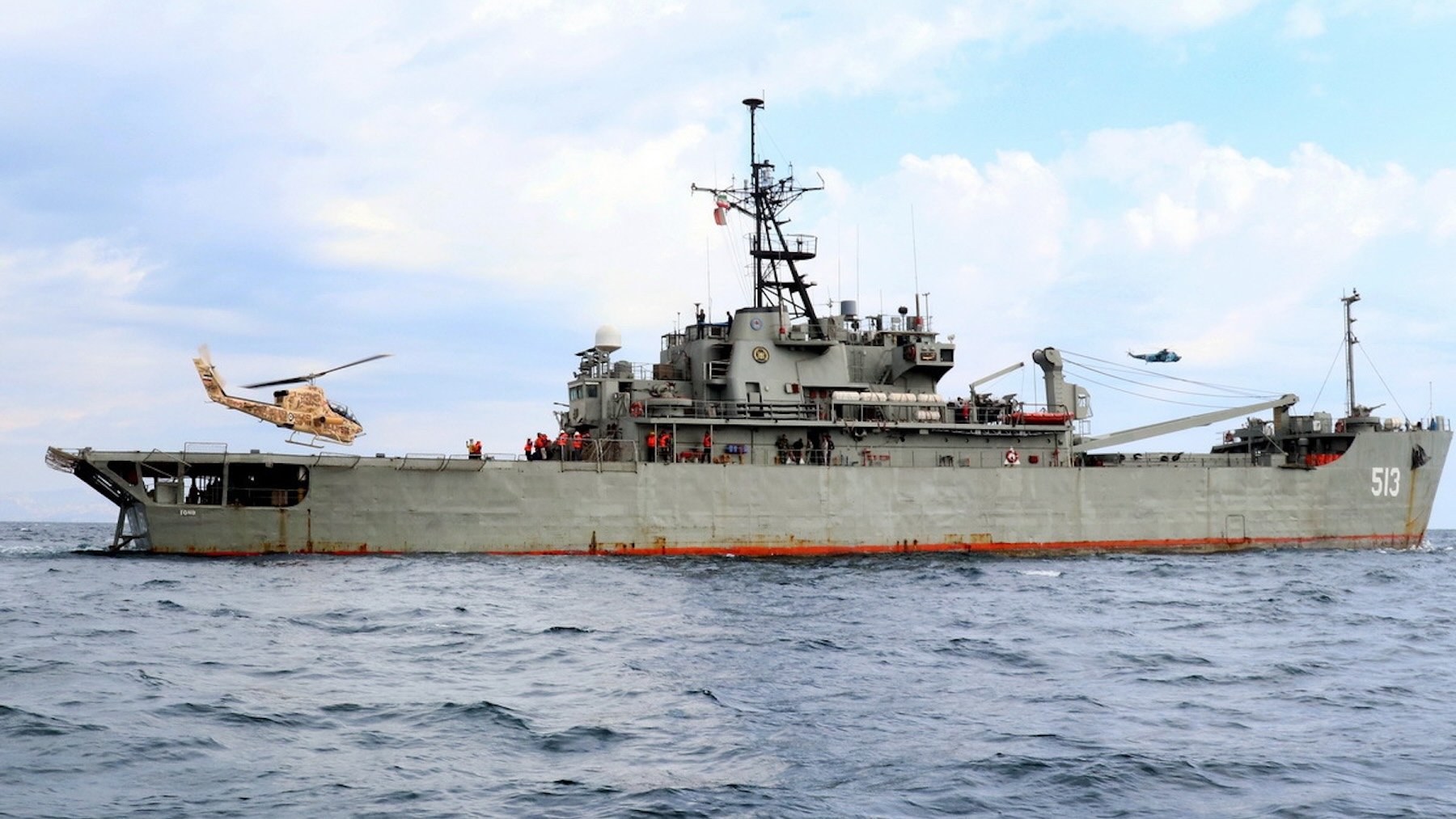 Fuerzas navales de Irán desplegadas en el Estrecho de Ormuz en unas maniobras. (Foto: EP)