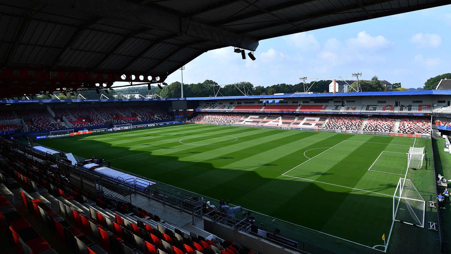 El Brest no conseguirá llenar este estadio.