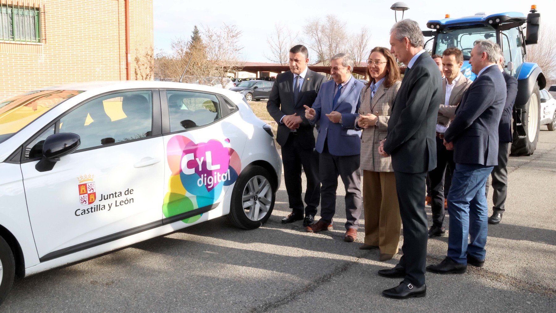 Mañueco impulsa la digitalización del campo con el programa ‘CyL Digital Agro’: «Es una prioridad»