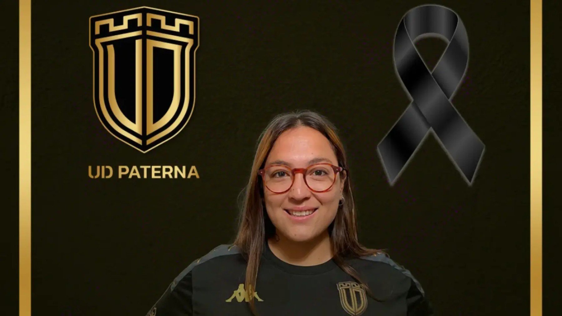 La jugadores Jessica Carrizosa con la equipación de su equipo. (UD Paterna)