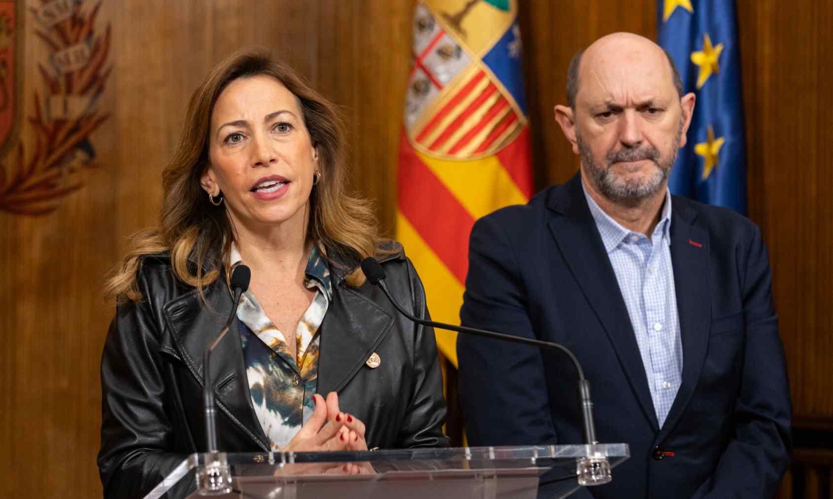 Natalia Chueca y Rafael Louzán.