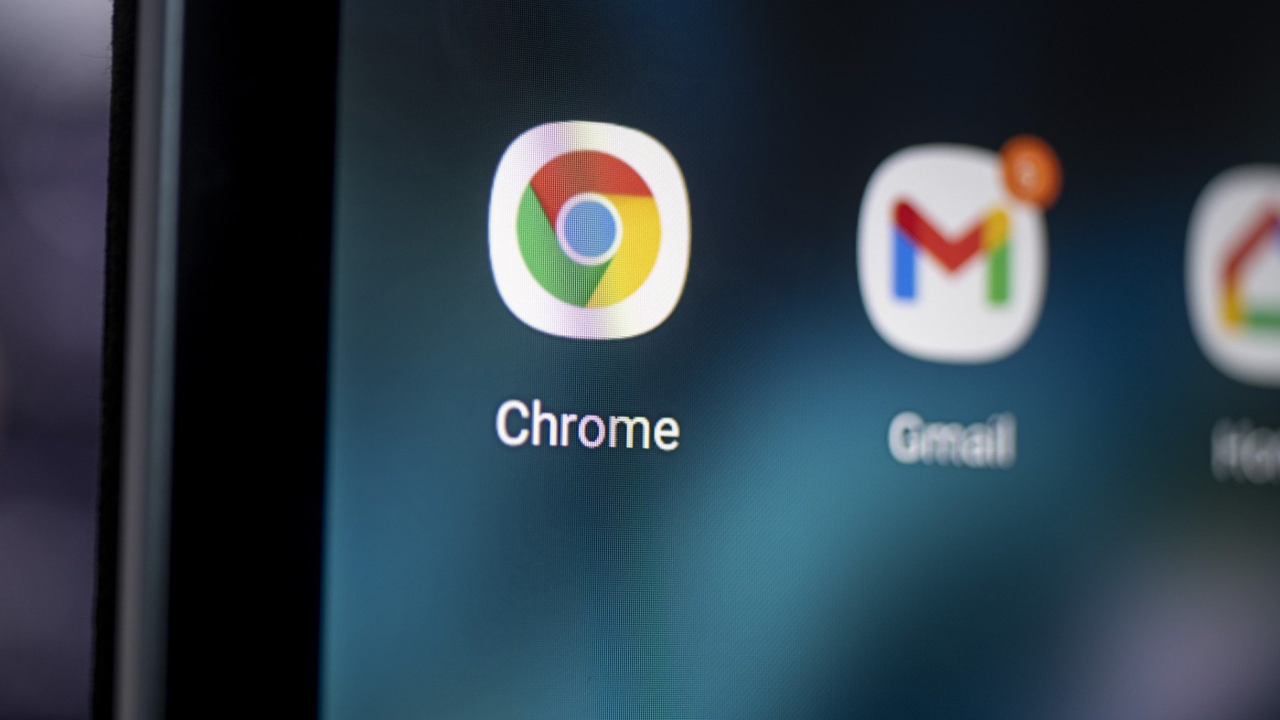 El logo de la app de Google Chrome en un teléfono móvil. (EP)