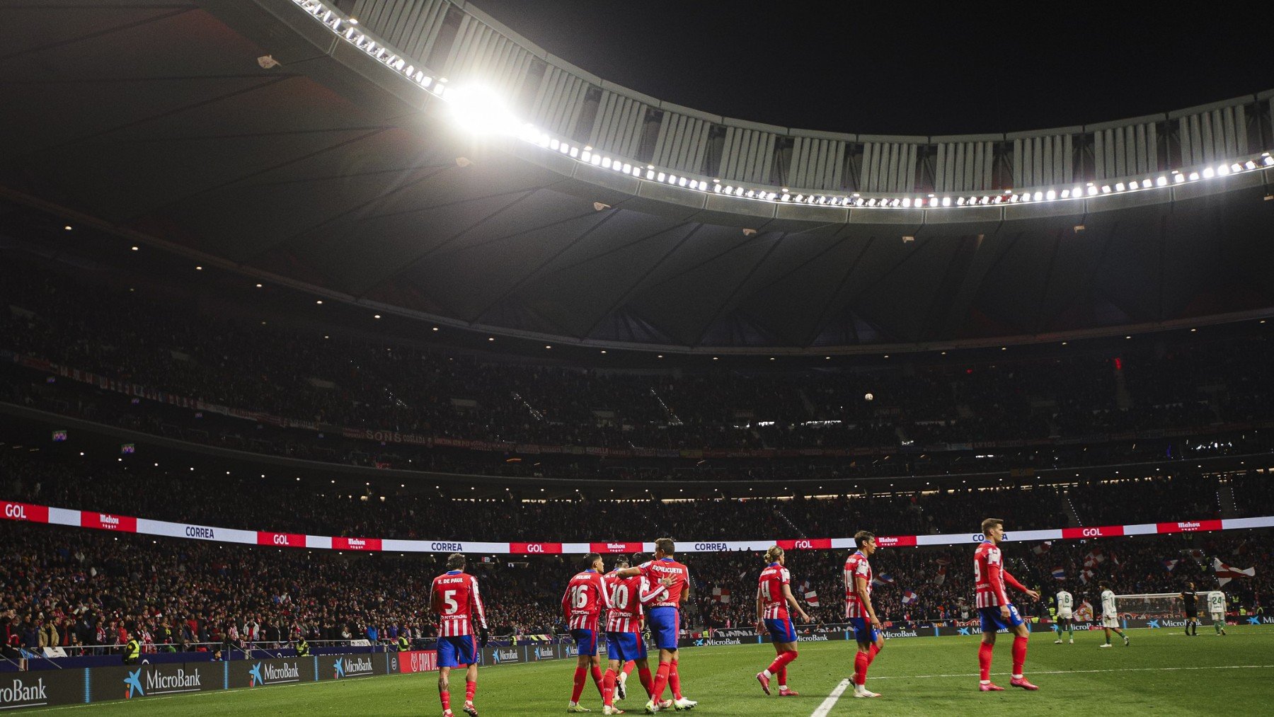 El Atlético celebra un gol en su estadio.