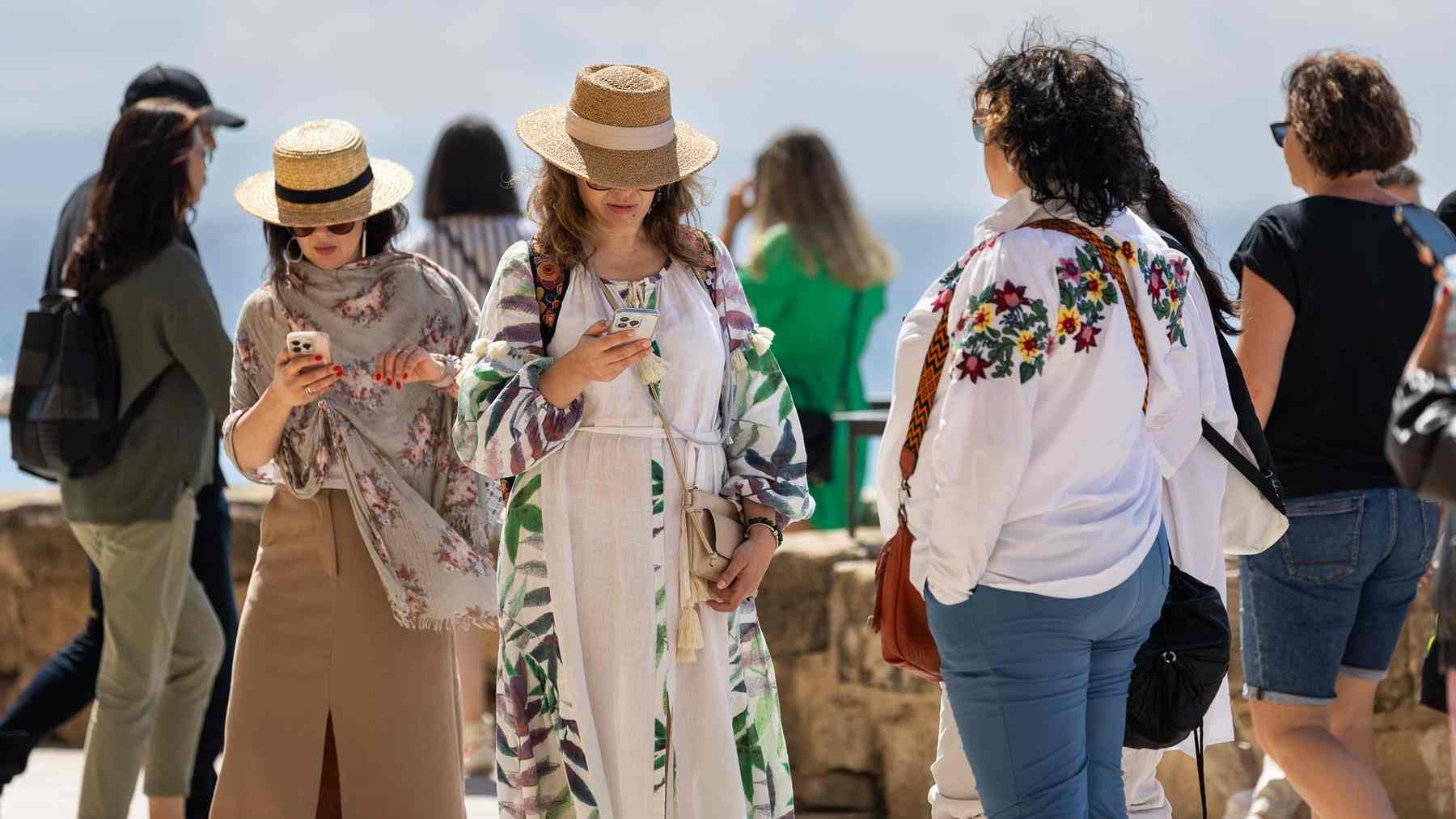 Turistas en una calle de Palma. Tomàs Moyà – Europa Press.