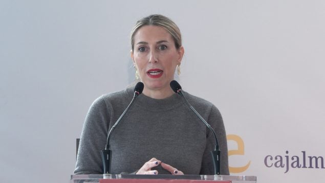 María Guardiola, Extremadura, PSOE, PP