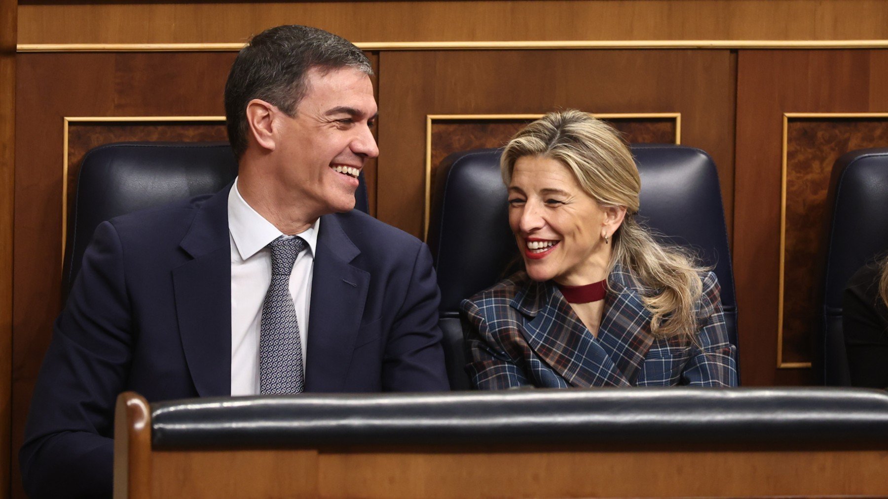 Pedro Sánchez y Yolanda Díaz, en el Congreso (Foto: EP).