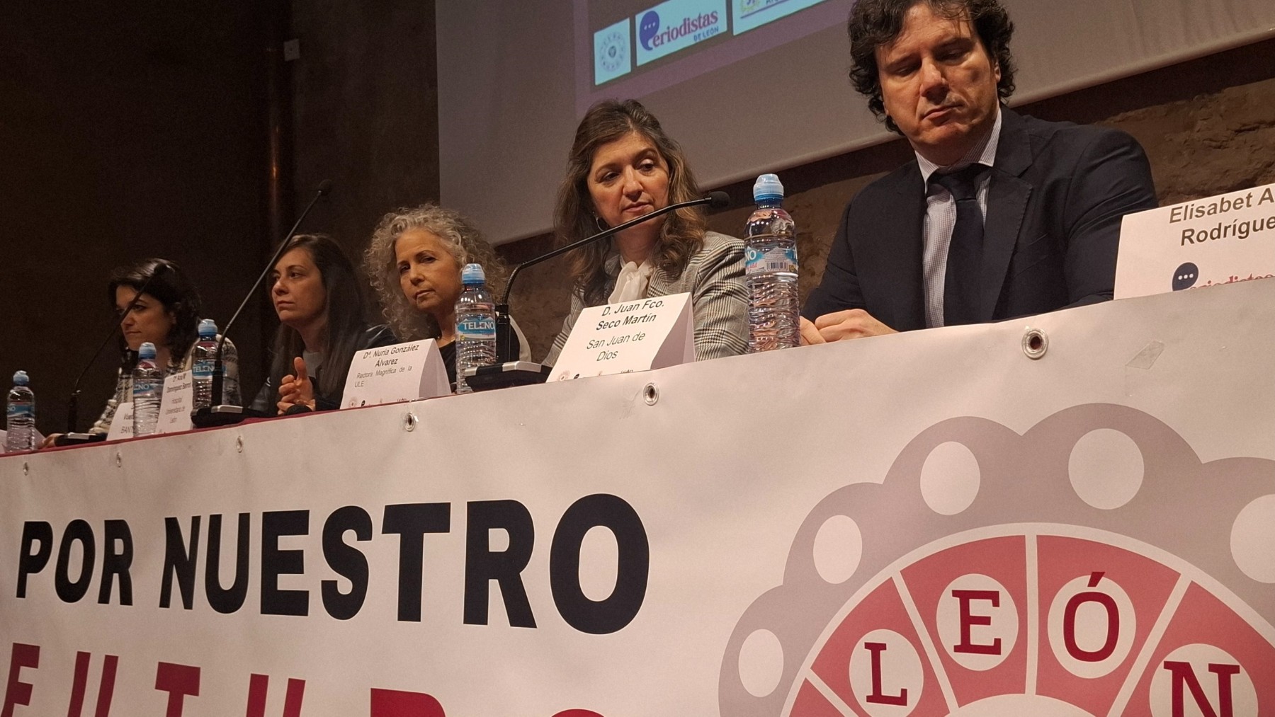 Un nuevo cliclo para abordar la nueva facultad de Medicina en León.