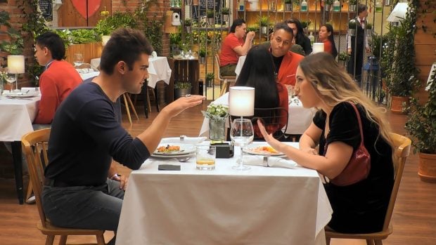 Pau y Marian en First Dates. (Mediaset)