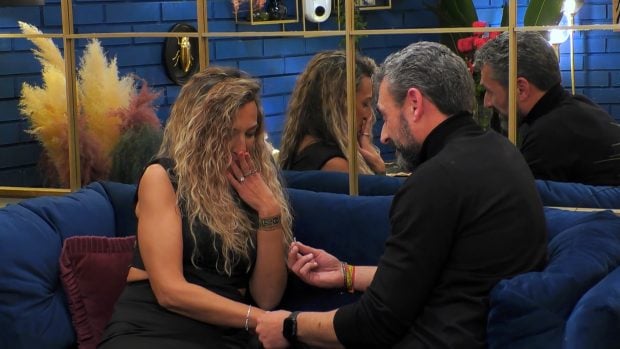 Pilar y Javier en First Dates. (Mediaset)